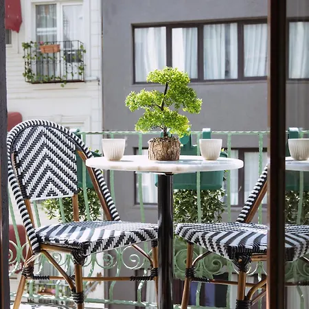 Istiklal Street Taksim House Yamalya Istanbul