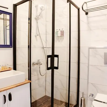 Istiklal Street Taksim House Yamalya Szálloda 5*