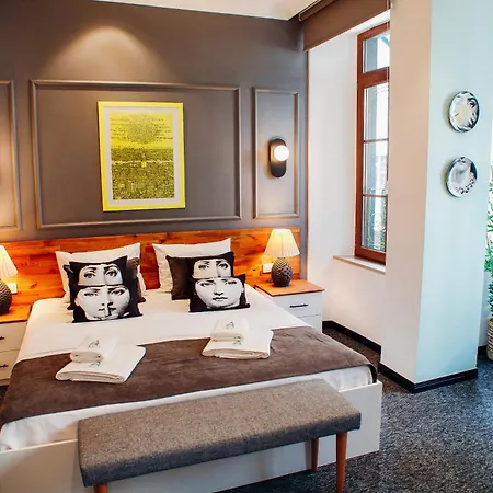 Istiklal Street Taksim House Yamalya 酒店