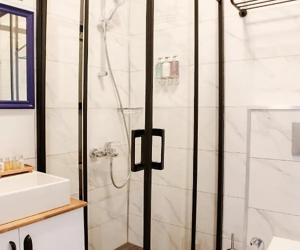 Istiklal Street Taksim House Yamalya Szálloda 5*