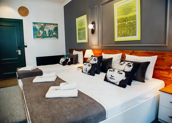 Istiklal Street Taksim House Yamalya